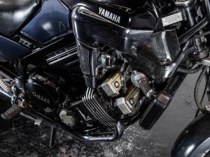 Image 25/25 de Yamaha DUMMY (1994)
