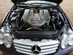 Image 4/50 of Mercedes-Benz SL 55 AMG (2006)