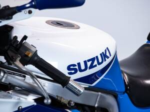 Bild 41/50 von Suzuki DUMMY (1991)