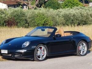 Image 1/10 of Porsche 911 Carrera S (2006)