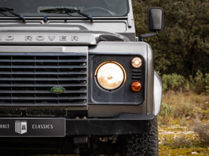 Image 36/50 of Land Rover Defender 90 TD4 (2007)