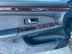 Image 9/17 of Audi A8 3.7 (1999)