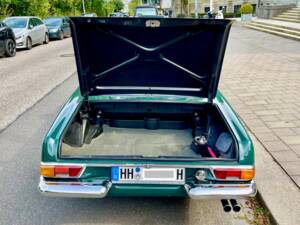 Image 14/69 of Mercedes-Benz 280 SL (1971)