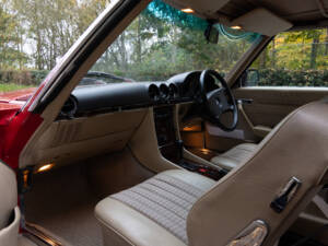 Image 10/16 of Mercedes-Benz 420 SL (1986)