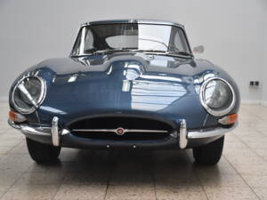 Bild 2/23 von Jaguar E-Type 4.2 (1967)