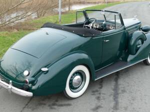 Image 6/20 of Buick Serie 40 (1936)