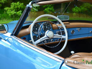 Image 32/50 of Mercedes-Benz 190 SL (1961)