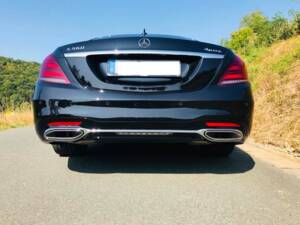 Image 9/12 of Mercedes-Benz S 560 L 4MATIC (2018)