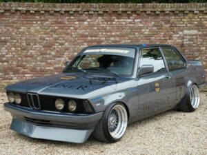 Image 1/50 de BMW 323i (1978)