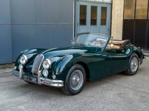 Image 1/41 of Jaguar XK 140 DHC (1955)