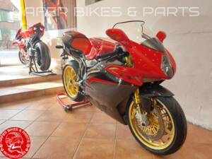 Immagine 2/50 di MV Agusta DUMMY (2004)