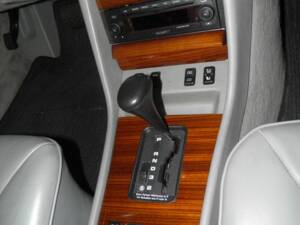 Immagine 4/6 di Mercedes-Benz 260 SE (1991)