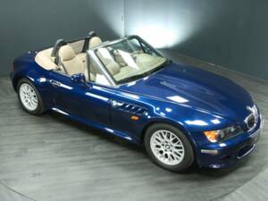 Bild 25/30 von BMW Z3 2.8i (1999)