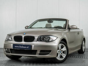 Image 3/50 of BMW 118i (2008)