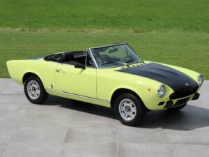 Immagine 1/50 di FIAT 124 Spider CS1 (1975)