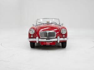 Imagen 5/15 de MG MGA 1500 (1956)