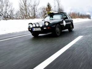 Image 20/44 of Porsche 924 S (1986)