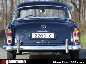 Image 8/15 de Mercedes-Benz 220 S (1958)
