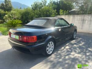 Image 5/10 de Audi Cabriolet 1.9 TDI (1998)