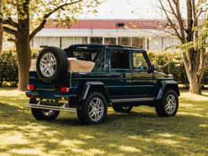 Immagine 8/99 di Mercedes-Benz Maybach G 650 Landaulet (2018)