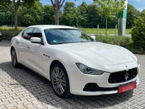 Image 3/18 of Maserati Ghibli (2014)