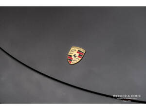 Image 22/40 of Porsche 911 Carrera (2013)