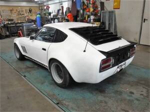 Image 20/41 of Datsun 240 Z (1973)