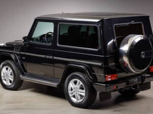 Image 6/32 of Mercedes-Benz G 500 (SWB) (2012)