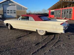 Image 6/24 of Cadillac Eldorado Biarritz (1961)