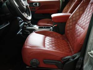 Bild 24/29 von Jeep Wrangler 2.0T Sahara (2020)