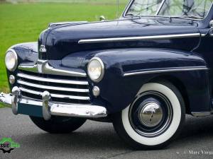 Image 24/45 de Ford V8 Coupe 5Window (1946)
