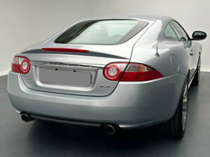 Image 3/10 de Jaguar XK 4.2 (2006)