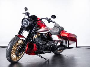 Image 7/50 of Harley-Davidson DUMMY (2019)