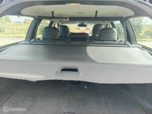 Image 14/32 of Volvo V 70 T5 (2002)