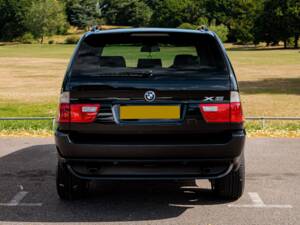 Immagine 7/31 di BMW X5 3.0i (2004)