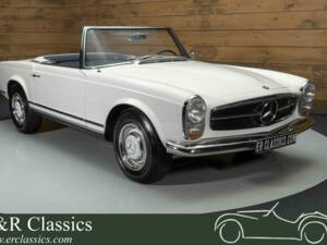 Image 1/19 of Mercedes-Benz 230 SL (1964)