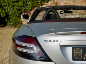 Image 29/50 of Mercedes-Benz SLR McLaren (2009)