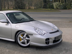 Image 12/36 of Porsche 911 GT2 (2003)