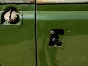 Image 9/33 of Land Rover 88 Lightweight (1970)