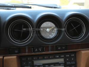 Image 7/23 of Mercedes-Benz 560 SL (1989)