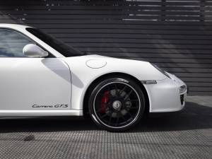 Image 20/28 of Porsche 911 Carrera GTS (2011)