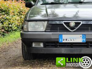 Bild 6/10 von Alfa Romeo 75 2.0 Twin Spark (1991)