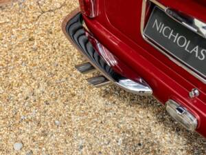 Bild 25/50 von Aston Martin DB 6 Vantage (1969)