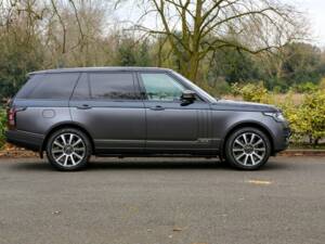 Imagen 5/50 de Land Rover Range Rover Autobiography SDV8 (2015)