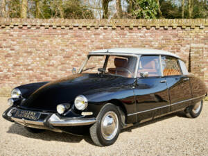 Image 40/50 de Citroën DS 19 (1963)