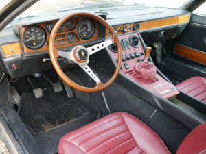 Bild 24/50 von Lamborghini Espada 400 GT (1973)