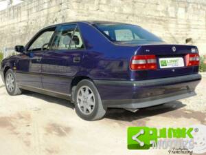 Imagen 7/10 de Lancia Dedra 1.8 i.e. 16V (1996)