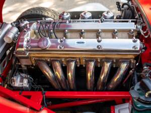 Image 5/44 of Jaguar E-Type 3.8 (1962)