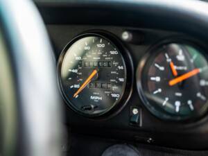 Image 32/45 de Porsche 911 Carrera RS (1990)