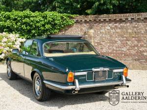 Afbeelding 23/50 van Jaguar XJ 6 L 4.2 (1975)